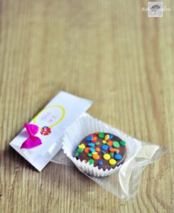 chocolate dipped black sandwich cookies - party favor set